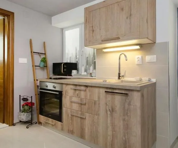 דירה Capitans House שיבניק